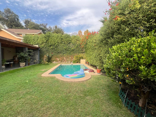 Venta Casa NP 5D en suite Walk-in cl&oacute;set 5B 3E 2B La Reina Alta - La Reina