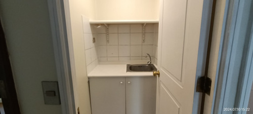 Arriendo Oficina 2B 1E Barrio El Golf - Las Condes