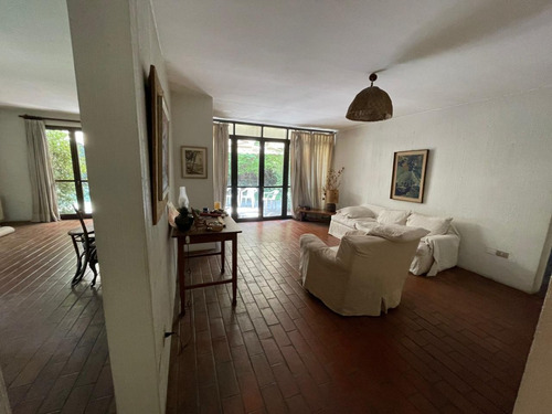 Venta Casa NOSP 4D 2B 2E Metro Hernando de Magallanes - Las Condes