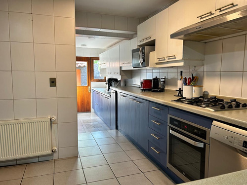 Venta Casa NO 5D en suite Walk-in cl&oacute;set 4B 2E La Dehesa - Lo Barnechea