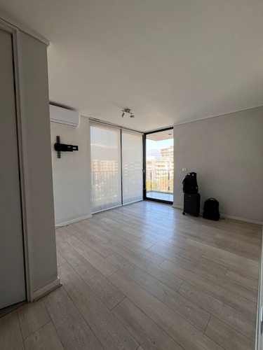 Arriendo Departamento SO 2D en suite Walk-in cl&oacute;set 2B 1E 1B In&eacute;s de Su&aacute;rez - Providencia