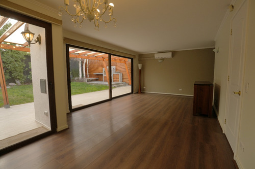 Venta Casa NOSP 4D en suite Walk-in cl&oacute;set 4B 2E 1B La Dehesa - Lo Barnechea