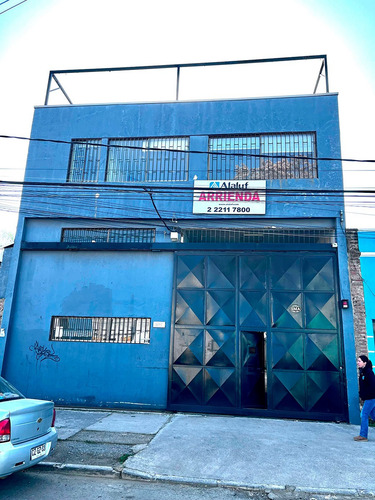 Propiedad Con Galp&oacute;n, Oficinas, Cercana Al Metro. Trif&aacute;sica.