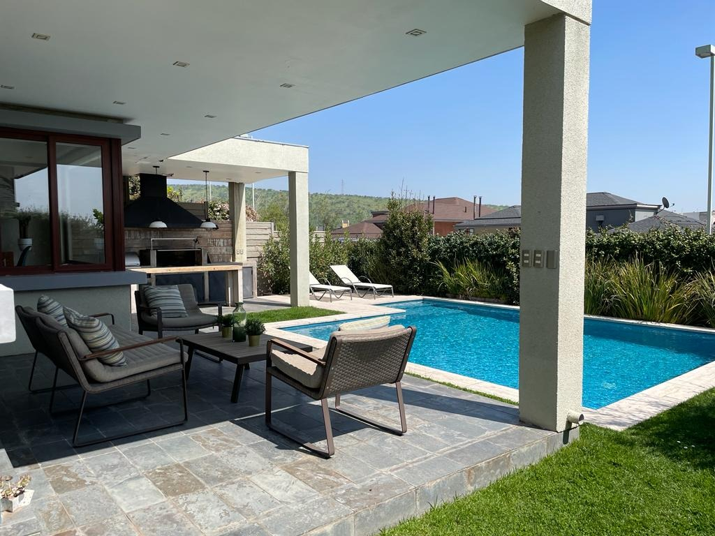 Venta Casa NO 4D en suite Walk-in cl&oacute;set 6B 3E San Carlos de Apoquindo - Las Condes