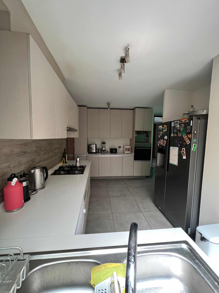 Venta Casa 4D 4B 2E Chicureo - Colina