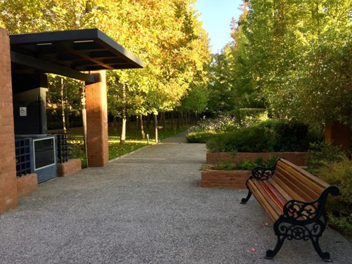 Arriendo Departamento NP 4D en suite Walk-in cl&oacute;set 4B 2E 1B Santa Mar&iacute;a de Manquehue - Vitacura