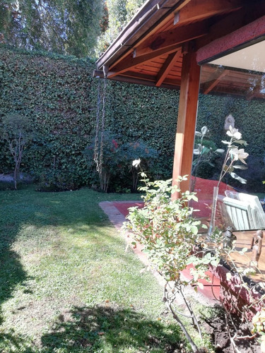 Venta Casa 4D 3B 2E Carlos Ossand&oacute;n - La Reina