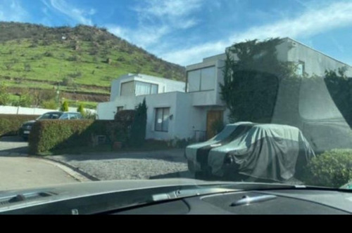 Venta Casa 4D 3B 4E Chicureo - Colina