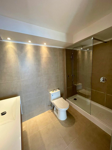 Arriendo Departamento SO 3D en suite 3B 1E 1B Barrio El Golf - Las Condes