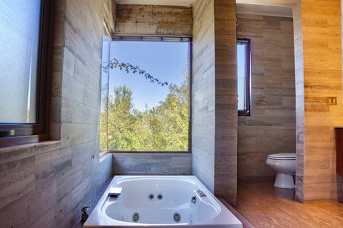 Venta Casa SO 6D en suite Walk-in cl&oacute;set 5B 4E 1B Los Dominicos - Las Condes