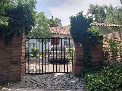 Venta Casa NO 4D en suite 3B 1E El Array&aacute;n - Lo Barnechea