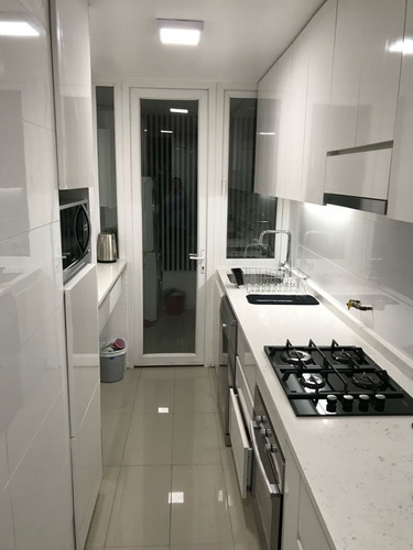 Arriendo Departamento NO 4D en suite 3B 1E 1B Parque Bicentenario - Vitacura