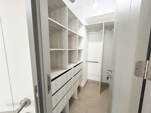 Venta Departamento P 2D en suite Walk-in cl&oacute;set 2B 1E 2B Plaza Ega&ntilde;a - &Ntilde;u&ntilde;oa