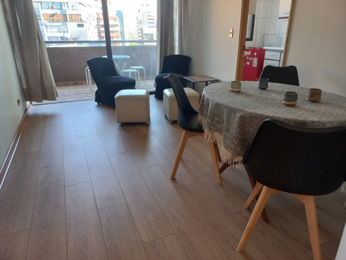 Arriendo Departamento SP 1D en suite 1B 1E 1B Barrio El Golf - Las Condes