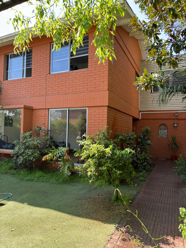 Arriendo Casa 5D Walk-in cl&oacute;set 3B 4E 1B Col&oacute;n Oriente - Vital Apoquindo - Las Condes