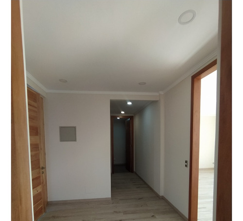 Arriendo Casa NO 4D en suite Walk-in cl&oacute;set 5B 4E 1B Chicureo - Colina