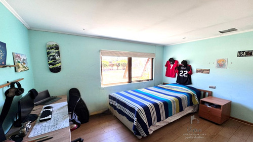 Venta Casa NO 6D en suite Walk-in cl&oacute;set 6B 10E 1B Chicureo - Colina