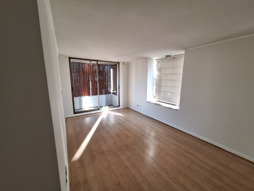 Arriendo Departamento NP 2D 2B 1E 1B Metro Monse&ntilde;or Eyzaguirre - &Ntilde;u&ntilde;oa