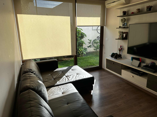 Venta Casa 4D 4B 2E Chicureo - Colina