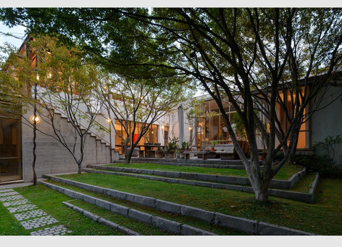 Venta Casa 5D 5B 2E 1B Los Trapenses - Lo Barnechea