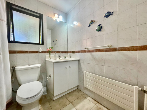Venta Casa NOSP 4D en suite Walk-in cl&oacute;set 3B 8E 1B Chicureo - Colina