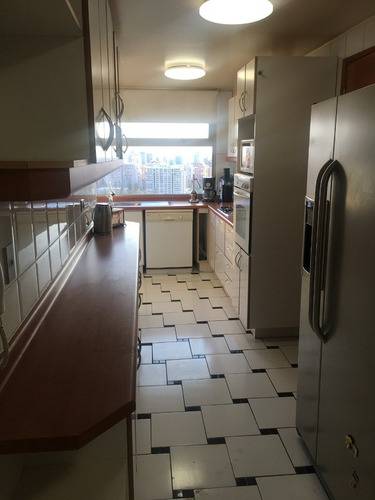 Arriendo Departamento NP 3D en suite Walk-in cl&oacute;set 3B 1E 1B Metro Escuela Militar - Las Condes