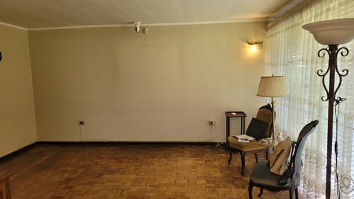 Venta Casa NO 3D 2B 2E 1B Los Dominicos - Las Condes