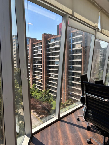 Arriendo Oficina NP 1B 1E Metro Manquehue - Apumanque - Las Condes