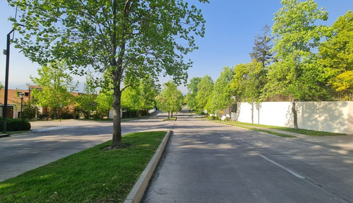 Venta Casa N 5D en suite Walk-in cl&oacute;set 5B 3E 2B San Carlos de Apoquindo - Las Condes