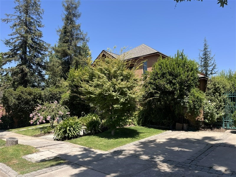 Venta Casa 4D en suite Walk-in cl&oacute;set 3B 2E 1Bd Chicureo - Colina