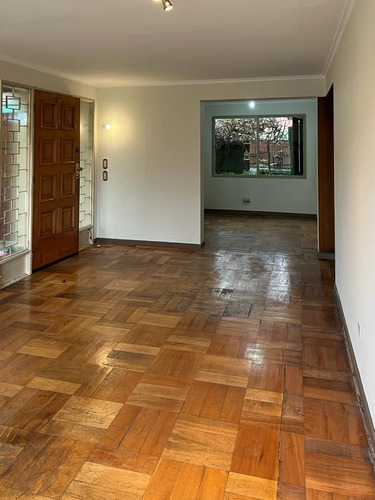 Venta Casa 3D 3B 2E 1B Vaticano - Las Condes