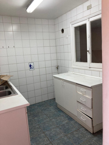 Arriendo Oficina SO 4B 3E 1B Metro Bilbao - Providencia