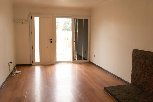 Arriendo Casa NP 3D 2B 3E 1B Blest Gana - La Reina