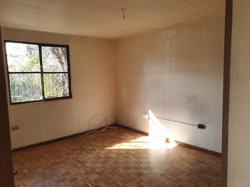 Venta Casa NP 2D 1B 1E Francisco de Villagra - La Reina