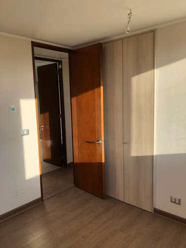 Arriendo Departamento NP 3D en suite Walk-in cl&oacute;set 2B 1E Campus Oriente - Providencia