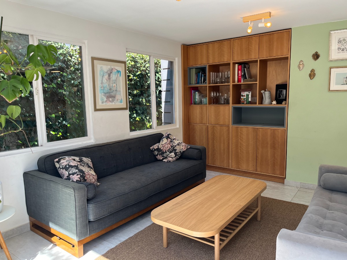 Venta Casa NO 4D 2B 3E Estadio Croata - Vitacura