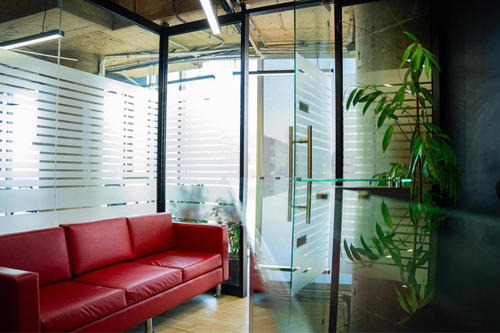 Arriendo Oficina 2B 5E Los Dominicos - Las Condes