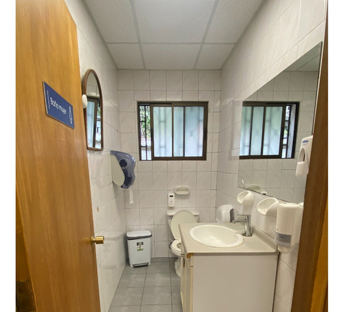 Arriendo Oficina 2B 1E Barrio Italia - Providencia