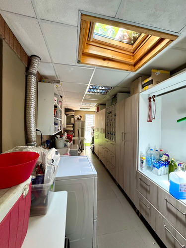 Venta Casa NO 5D en suite Walk-in cl&oacute;set 6B 3E 1B San Carlos de Apoquindo - Las Condes