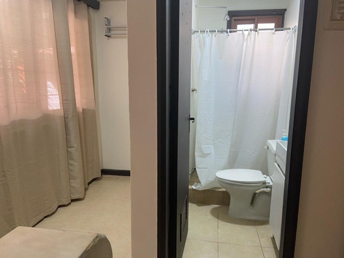 Venta Casa NP 4D 2B 2E 1B Sebasti&aacute;n Elcano - Las Condes