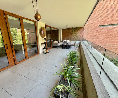 Venta Departamento O 5D en suite 5B 2E 2B Jard&iacute;n Del Este - Vitacura
