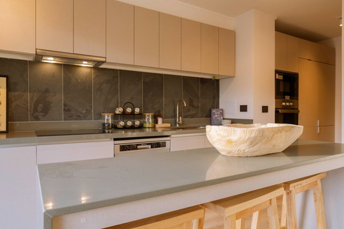 Venta Departamento SO 3D en suite Walk-in cl&oacute;set 3B 2E 1B Metro Bilbao - Providencia