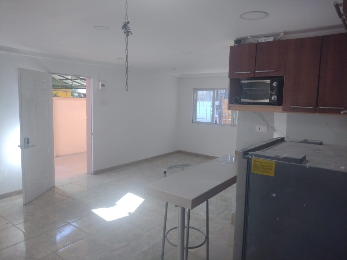 Venta Casa NP 3D en suite 1B 4E Villa Los Jard&iacute;nes - Villa Los Presidentes - &Ntilde;u&ntilde;oa