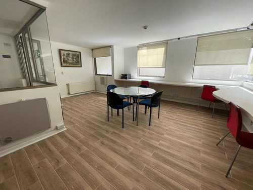 Arriendo Departamento NO 2D en suite Walk-in cl&oacute;set 2B 1E 1B Metro Manquehue - Apumanque - Las Condes