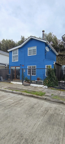 Venta Casa 3D 1B 1E Puerto Chico - Puerto Varas
