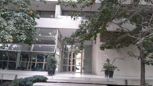 Arriendo Departamento N 2D en suite Walk-in cl&oacute;set 2B 1E 1B Parque Arauco - Las Condes
