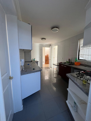 Venta Casa 4D 3B 2E 1B La Dehesa - Lo Barnechea