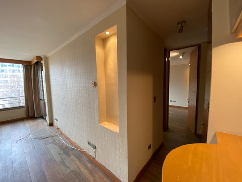 Arriendo Departamento P 2D en suite 2B 1E 1B Metro Escuela Militar - Las Condes