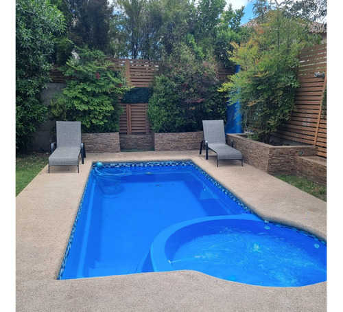 Venta Casa NO 3D en suite Walk-in cl&oacute;set 3B 4E 2B Chicureo - Colina