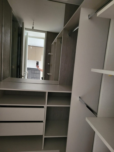 Arriendo Departamento O 2D en suite Walk-in cl&oacute;set 2B 2E 1B Metro Manquehue - Apumanque - Las Condes